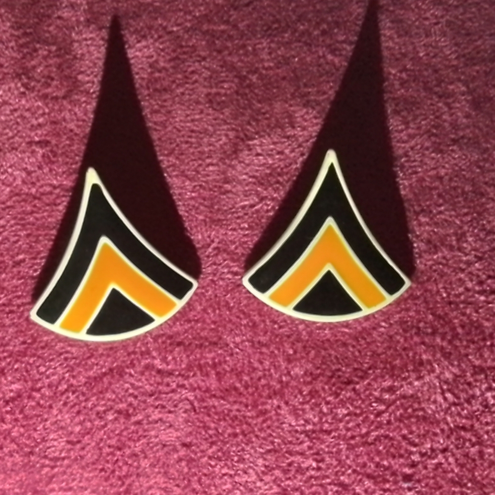 Vintage 80s Geometric Black and Gold Earrings